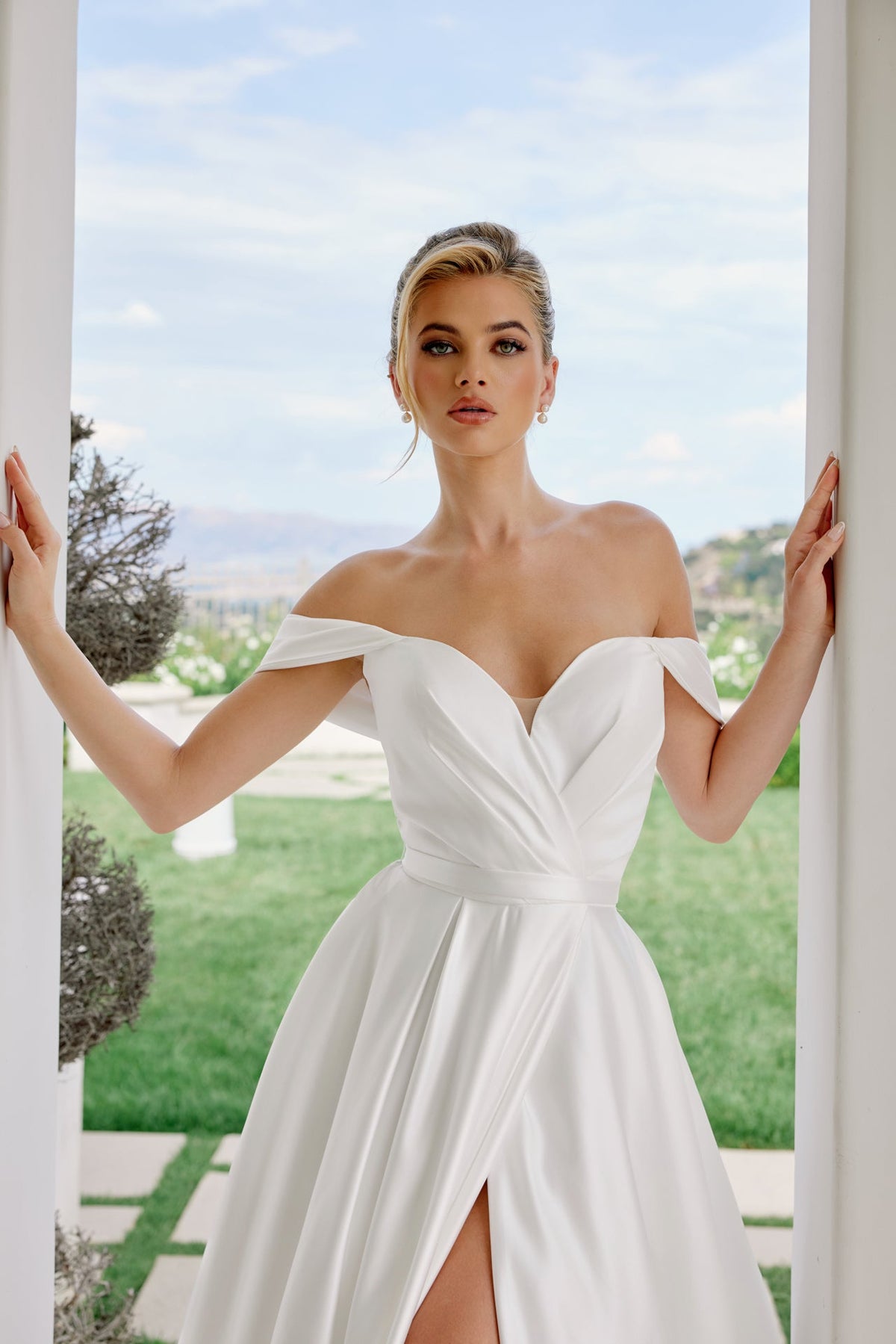 Graceful Majestic Sweetheart A-Line Breathtaking Wedding Gown for Dream Wedding NXJE1016